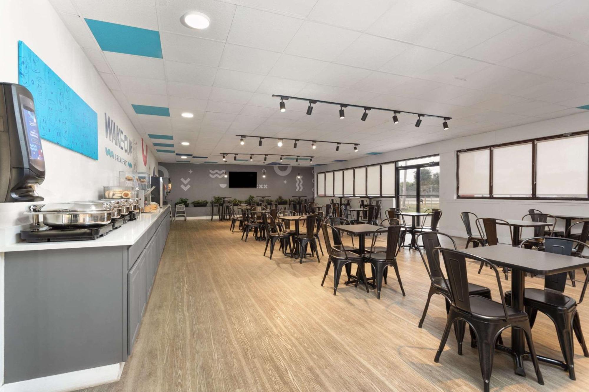 Developer Inn Downtown Orlando, A Baymont By Wyndham Экстерьер фото